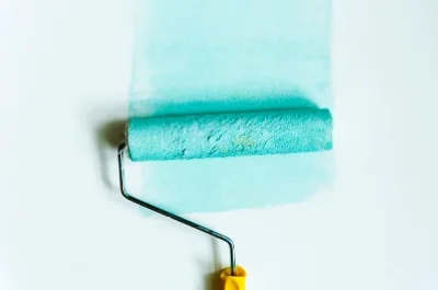 Peinture intérieure à Toulis-et-Attencourt — murs, plafonds et boiseries